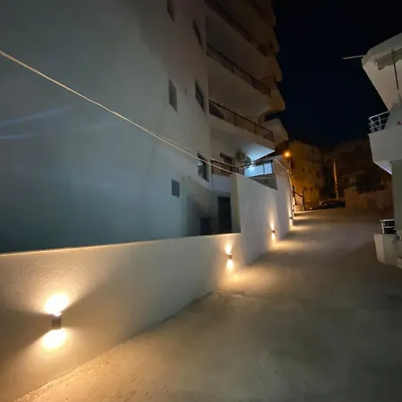 White * Saranda