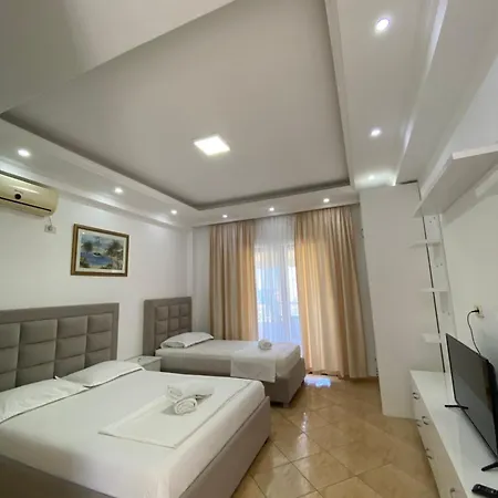 White * Saranda