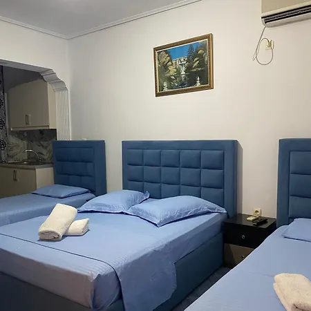 White * Saranda